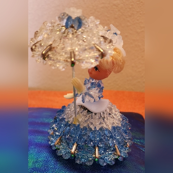 Vintage Handcrafted Safety Pin Doll Blue & Clear Dress  Umbrella BENIFIT CHARTIY - Picture 4 of 5